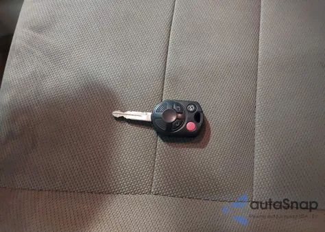 2010 Ford Escape Xlt z USA, uszkodzony, nr VIN 1FMCU0D77AKA43132